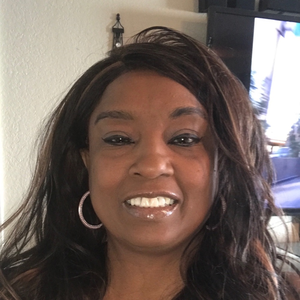 Meet your Posher, Lashae